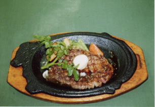 黒毛和牛ロースステーキ定食　￥1,659
